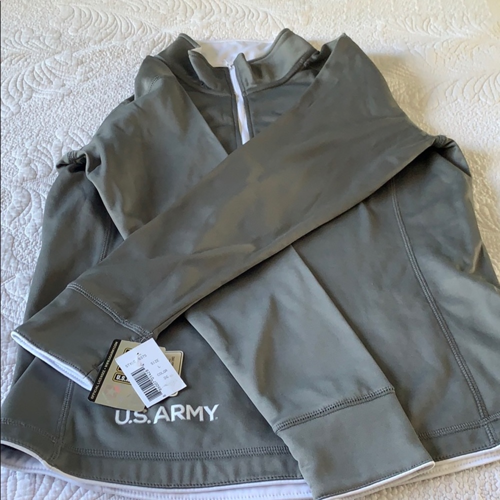 L j.america women’s fleece